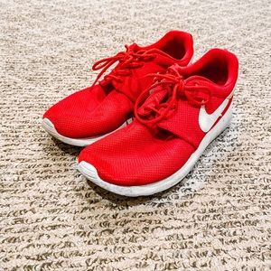Red Nike Roshes